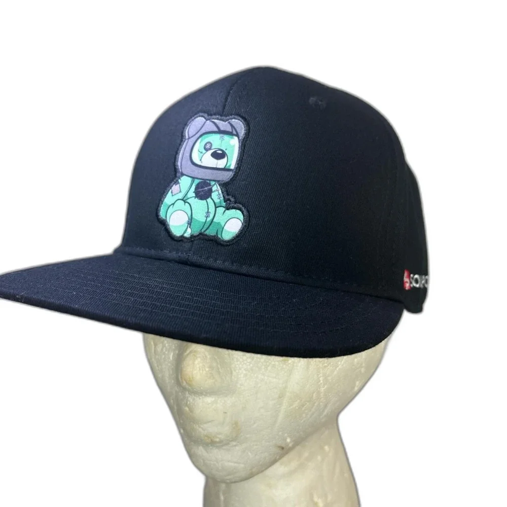 Southpole Men's Black and Green Astronaut Bear Hat